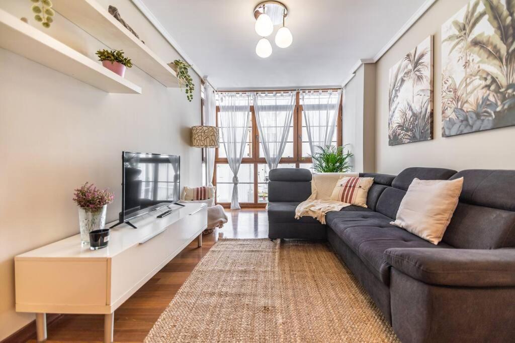 Апартаменти Piso De Diseno En El Casco Antiguo Кастро-Урдіалес Екстер'єр фото